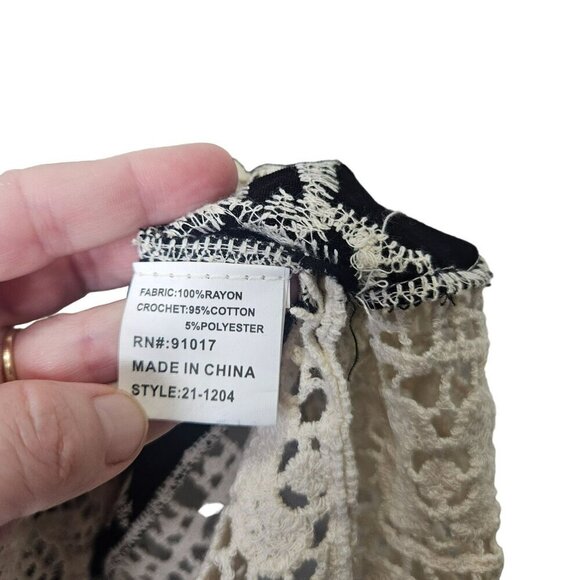 Solitaire Womens Black Cream Crochet Lace Blouse Rayon Cotton Hand Wash Only M - Picture 4 of 8